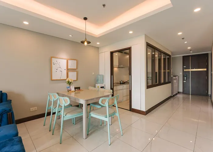 Hi-Home Suites - Downtown Aqua Central